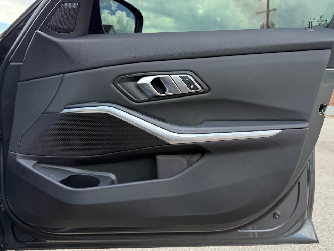 BMW 3 Series 330i xDrive Sedan 2019