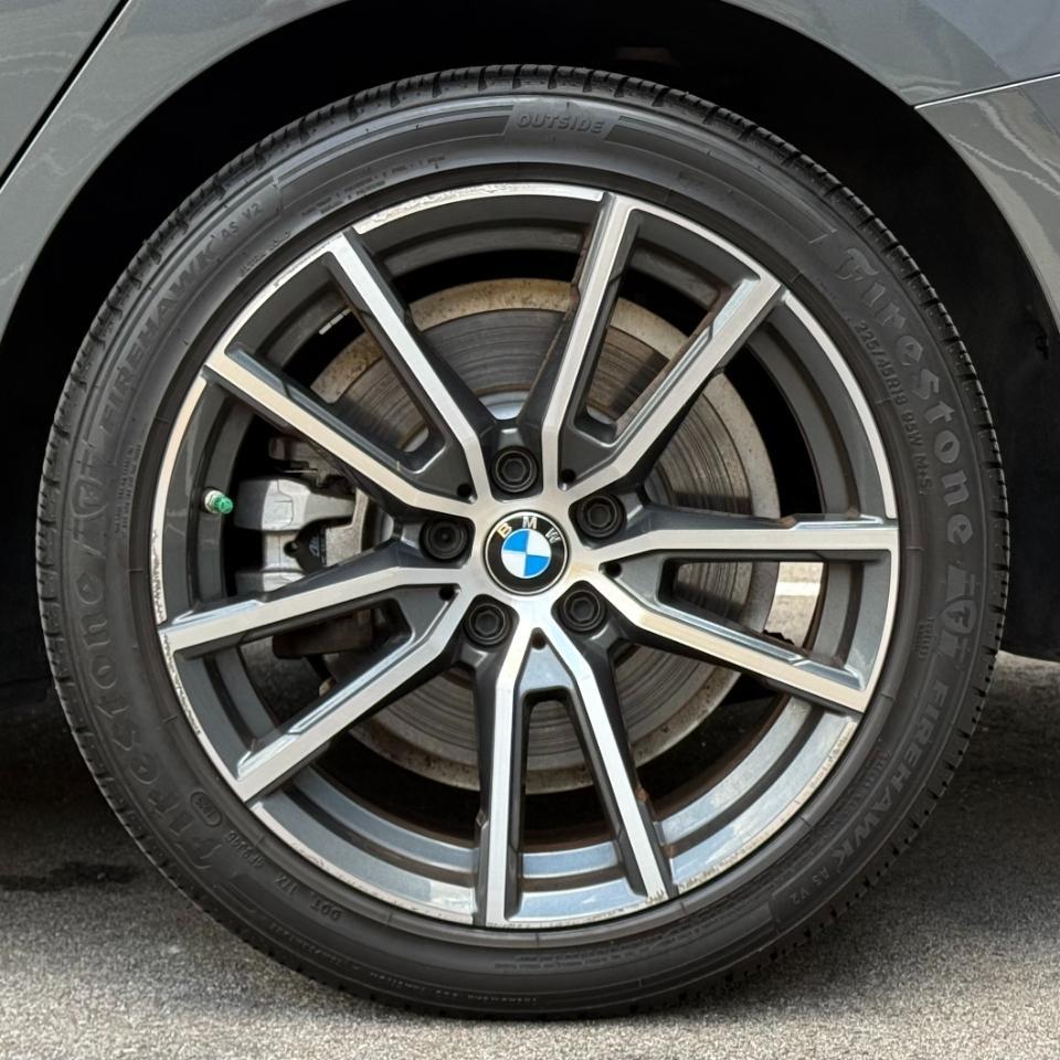 BMW 3 Series 330i xDrive Sedan 2019