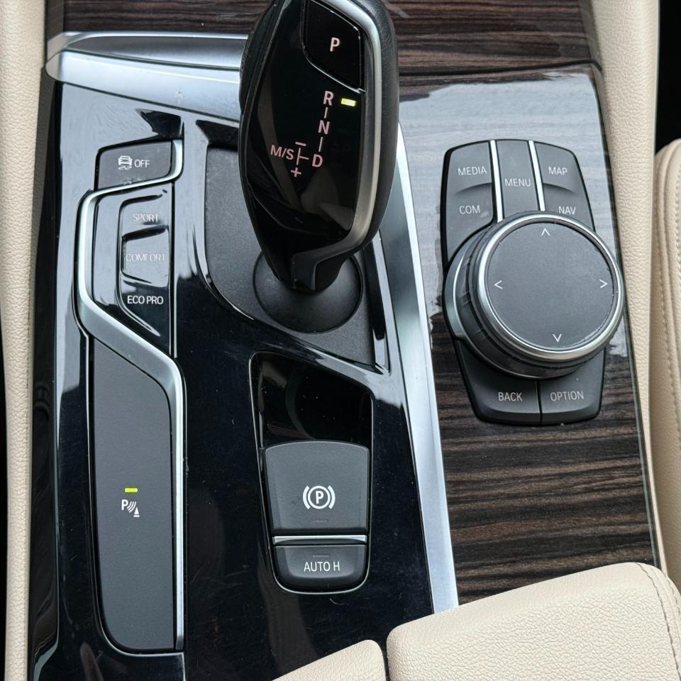 BMW 5 Series 530i Sedan 2019