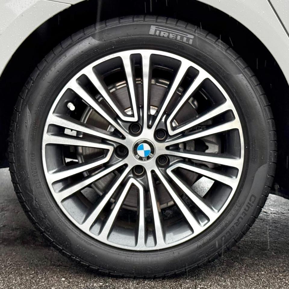 BMW 5 Series 530i Sedan 2019