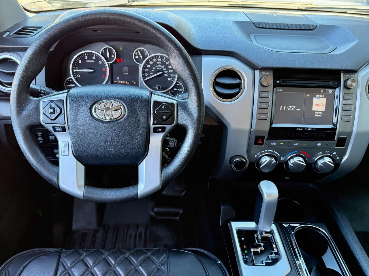 Toyota Tundra 4WD TRD Pro CrewMax 5.5' Bed 5.7L (Natl) 2017