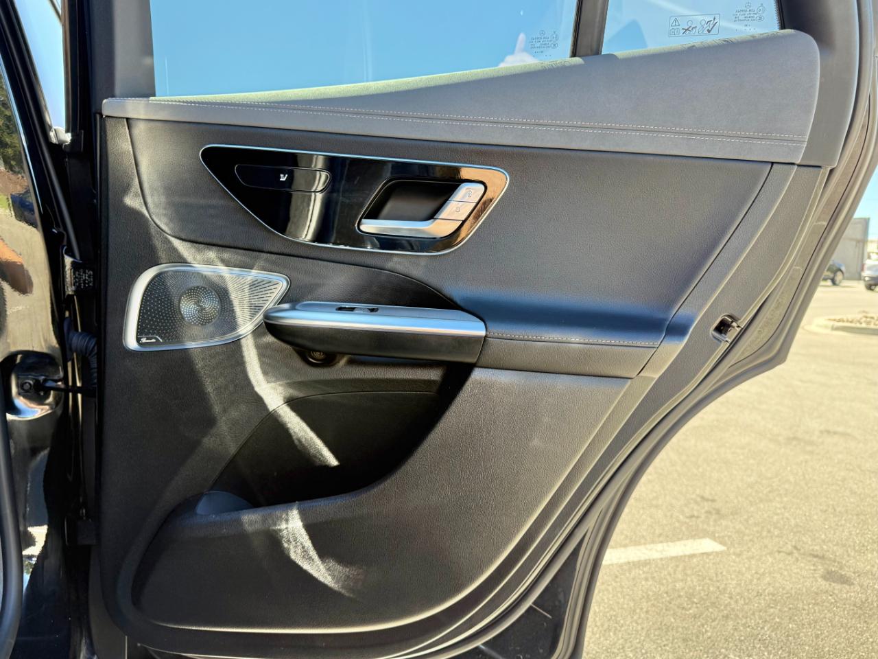 Mercedes-Benz EQE-Class SUV photo 19