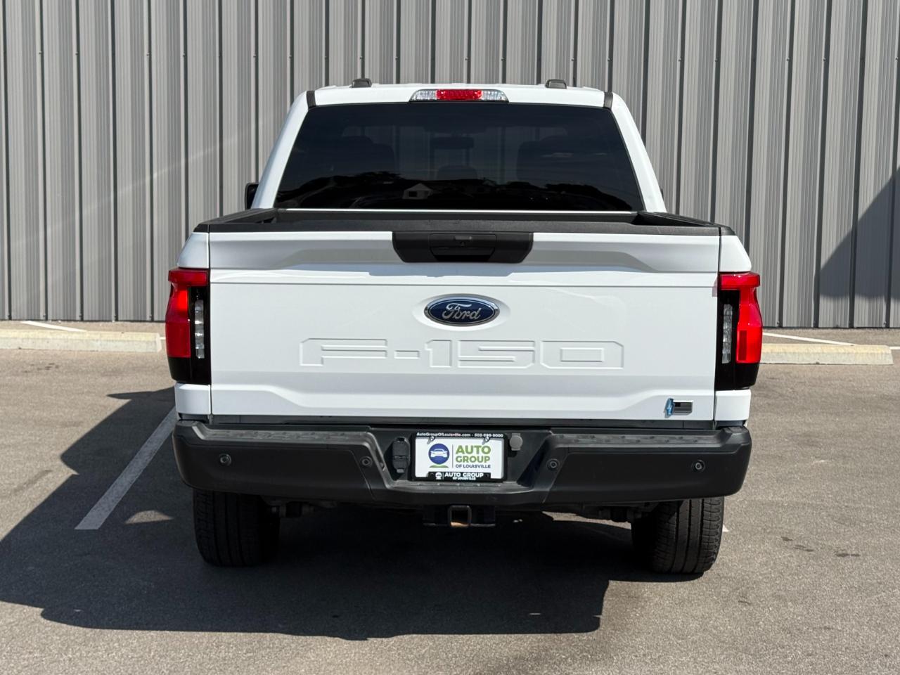 Ford F-150 Lightning Pro 4WD SuperCrew 5.5' Box 2023