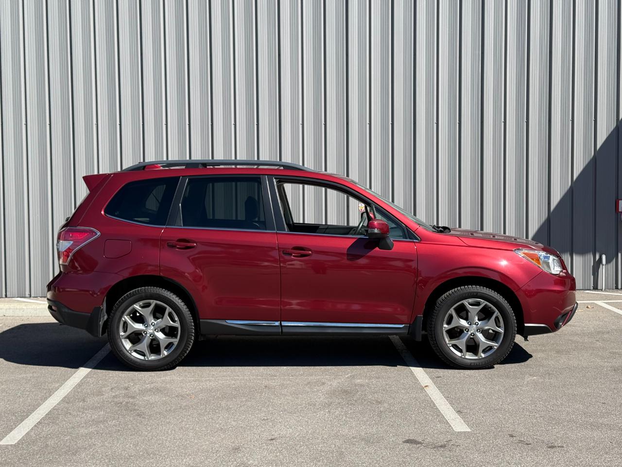 Subaru Forester 4dr CVT 2.5i Touring PZEV 2016