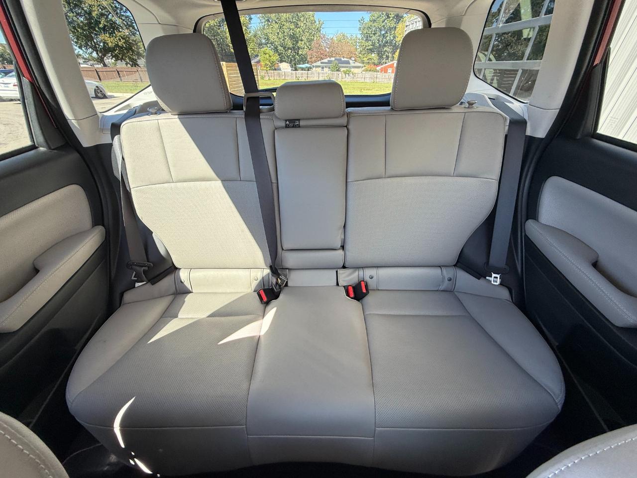 Subaru Forester 4dr CVT 2.5i Touring PZEV 2016
