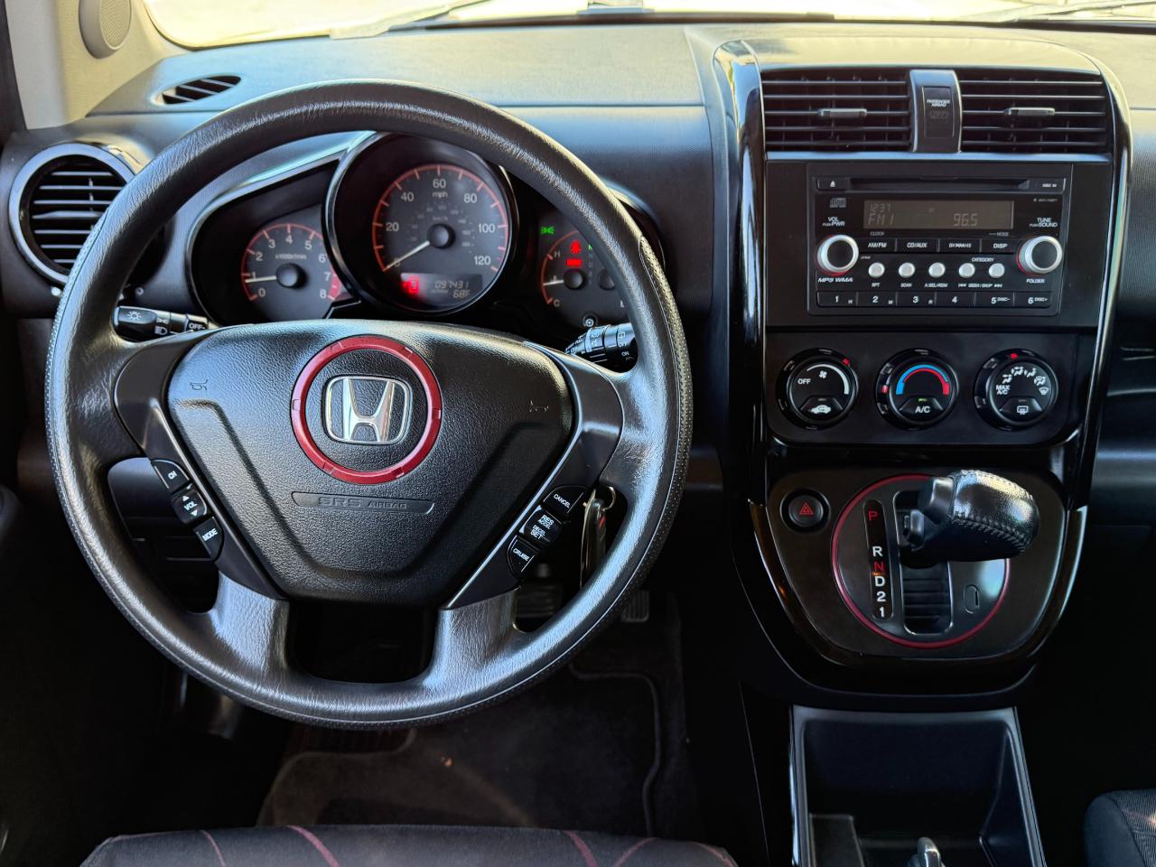 Honda Element 2WD 5dr Auto SC 2010