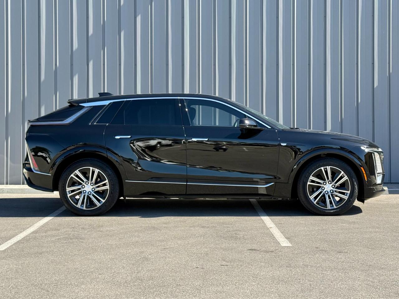 Cadillac Lyriq 4dr Luxury w/1SC 2024
