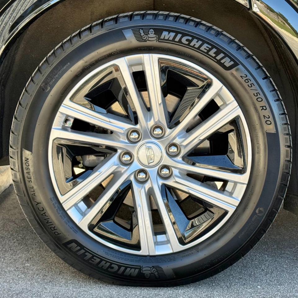 Cadillac Lyriq 4dr Tech w/1SA 2024