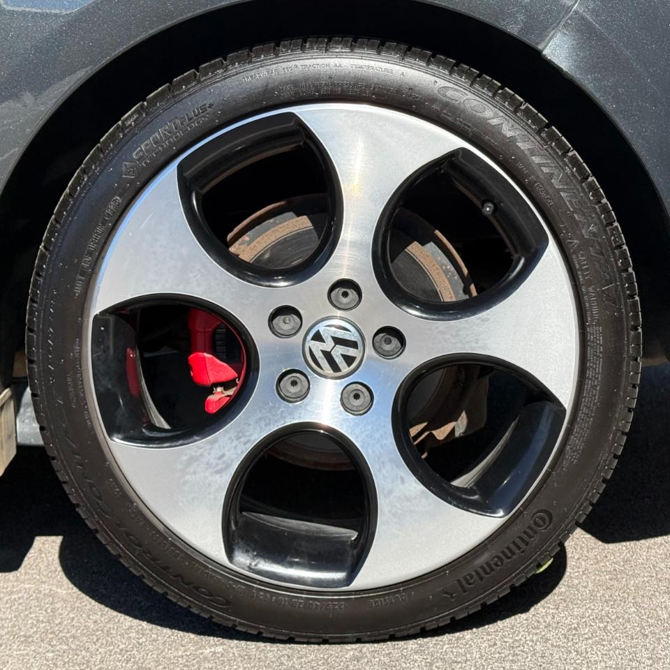 Volkswagen GTI 2dr HB DSG 2011