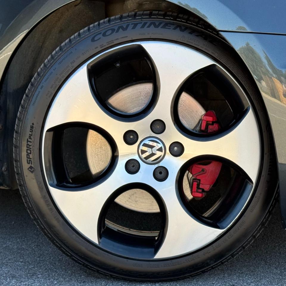 Volkswagen GTI 2dr HB DSG 2011