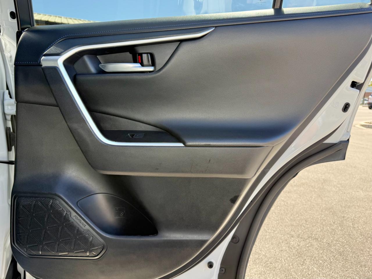 Toyota RAV4 Hybrid XSE AWD 2024