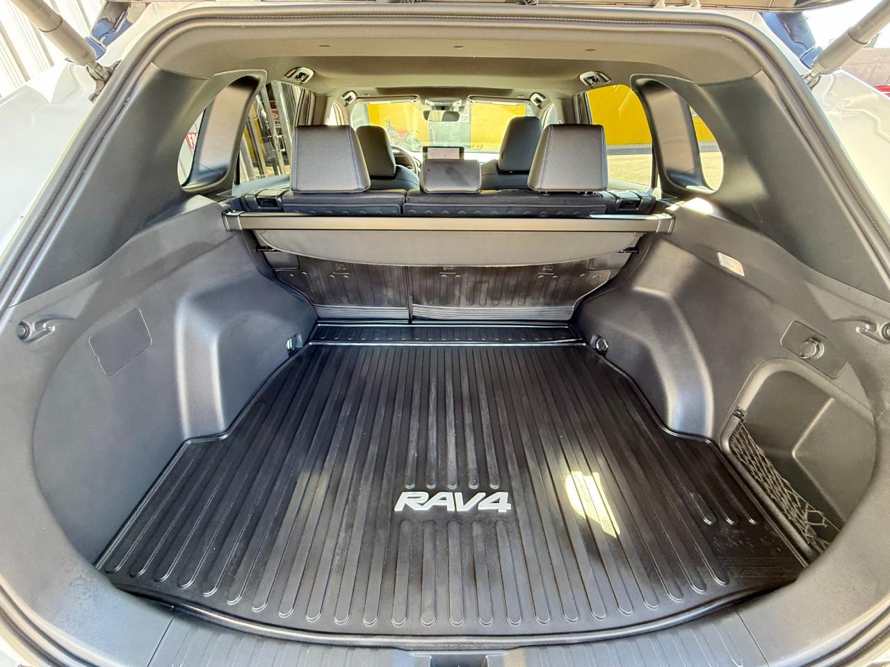Toyota RAV4 Hybrid XSE AWD 2024
