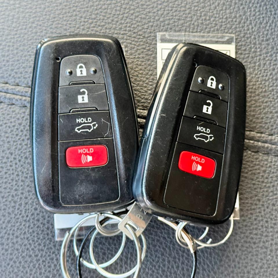 Toyota RAV4 Hybrid XSE AWD 2024