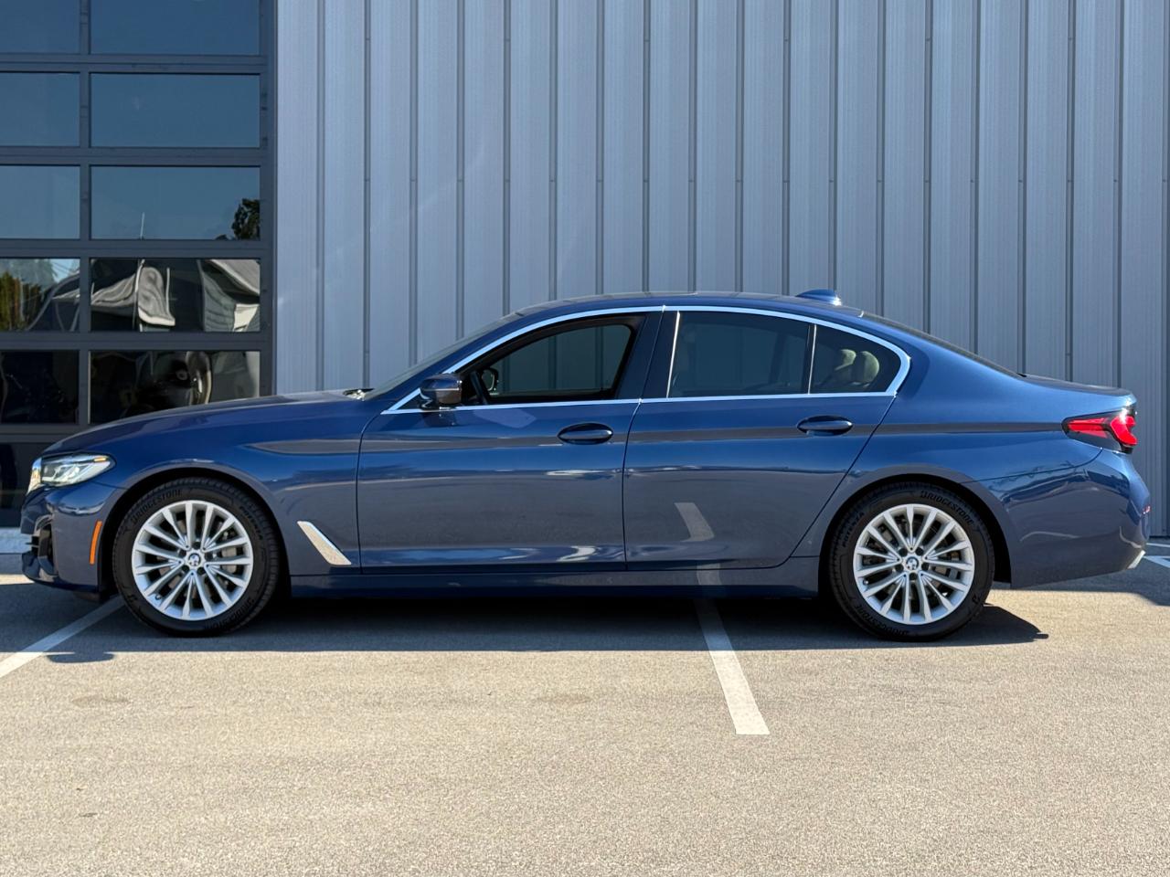 BMW 5 Series 530i xDrive Sedan 2021