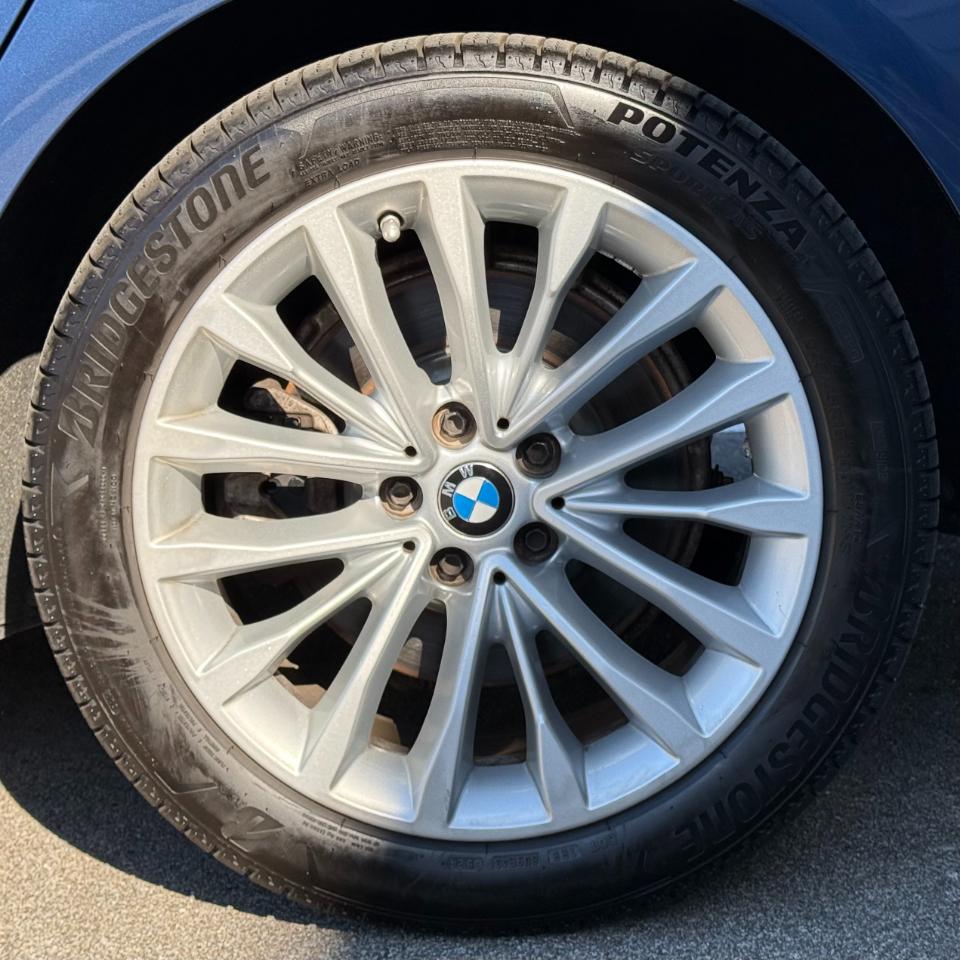 BMW 5 Series 530i xDrive Sedan 2021