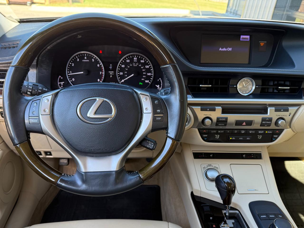 Lexus ES 350 4dr Sdn 2013