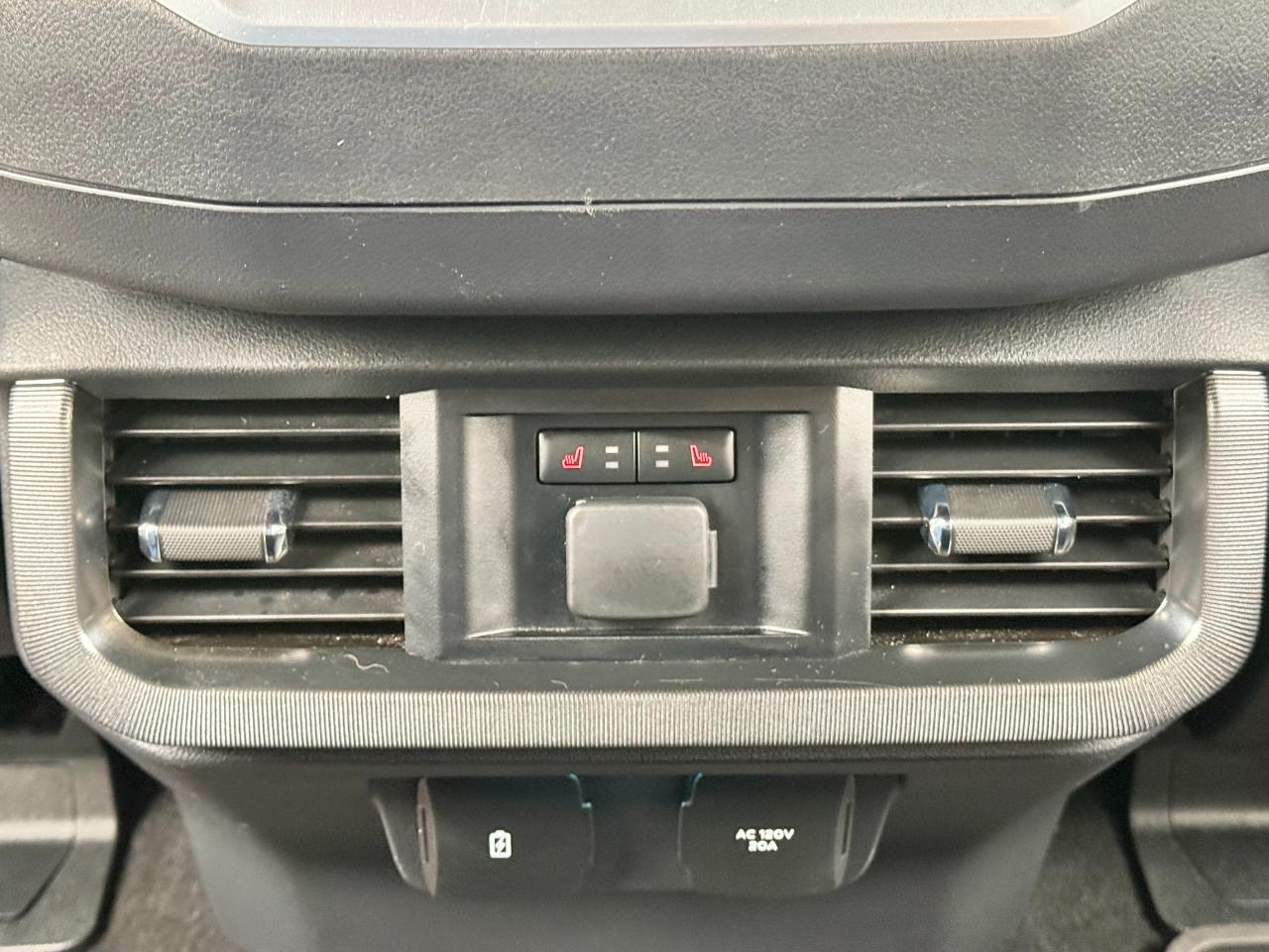 Ford F-150 King Ranch 4WD SuperCrew 5.5' Box 2023