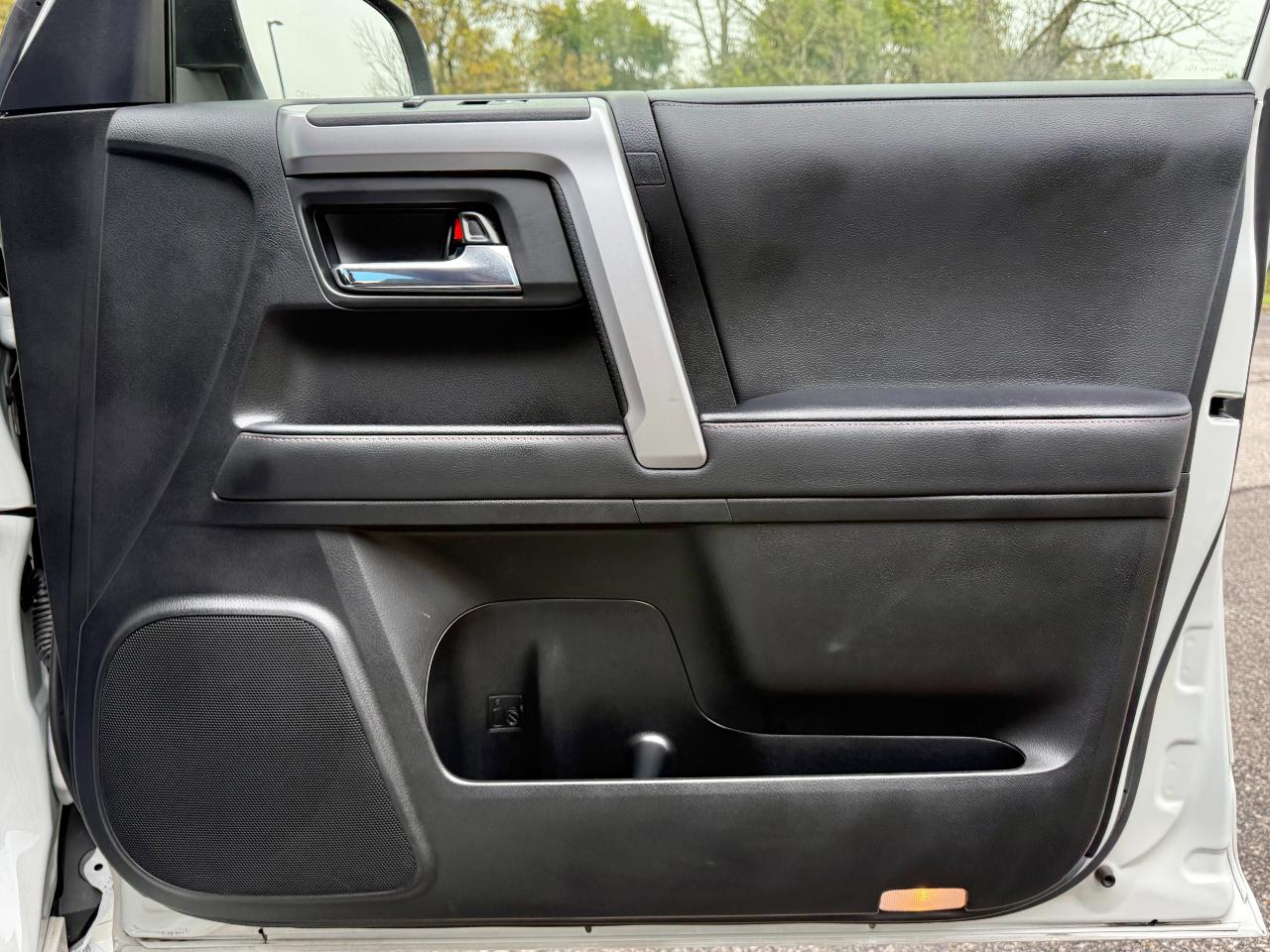 Toyota 4Runner Limited 4WD (Natl) 2021
