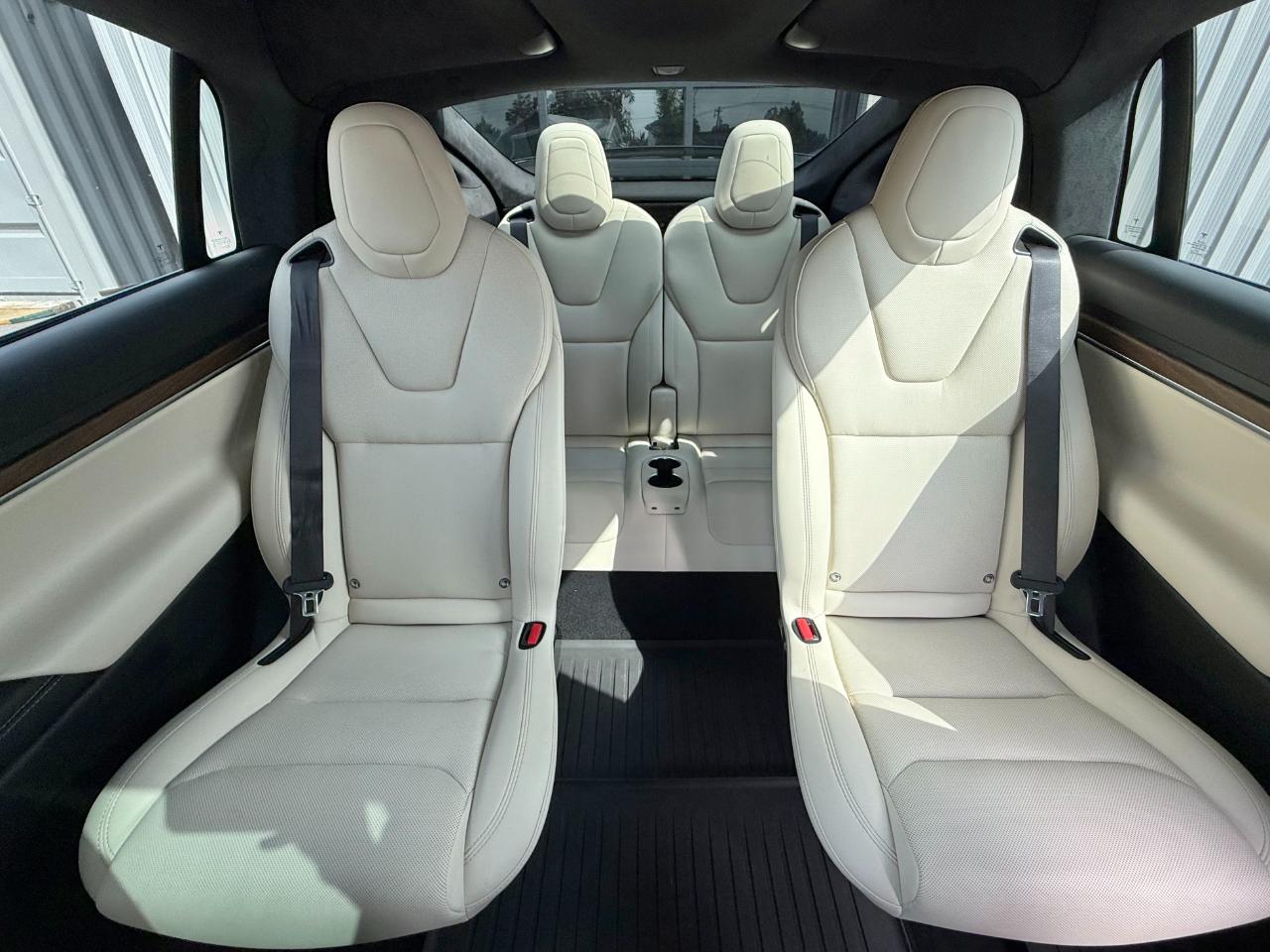 Tesla Model X AWD 2023