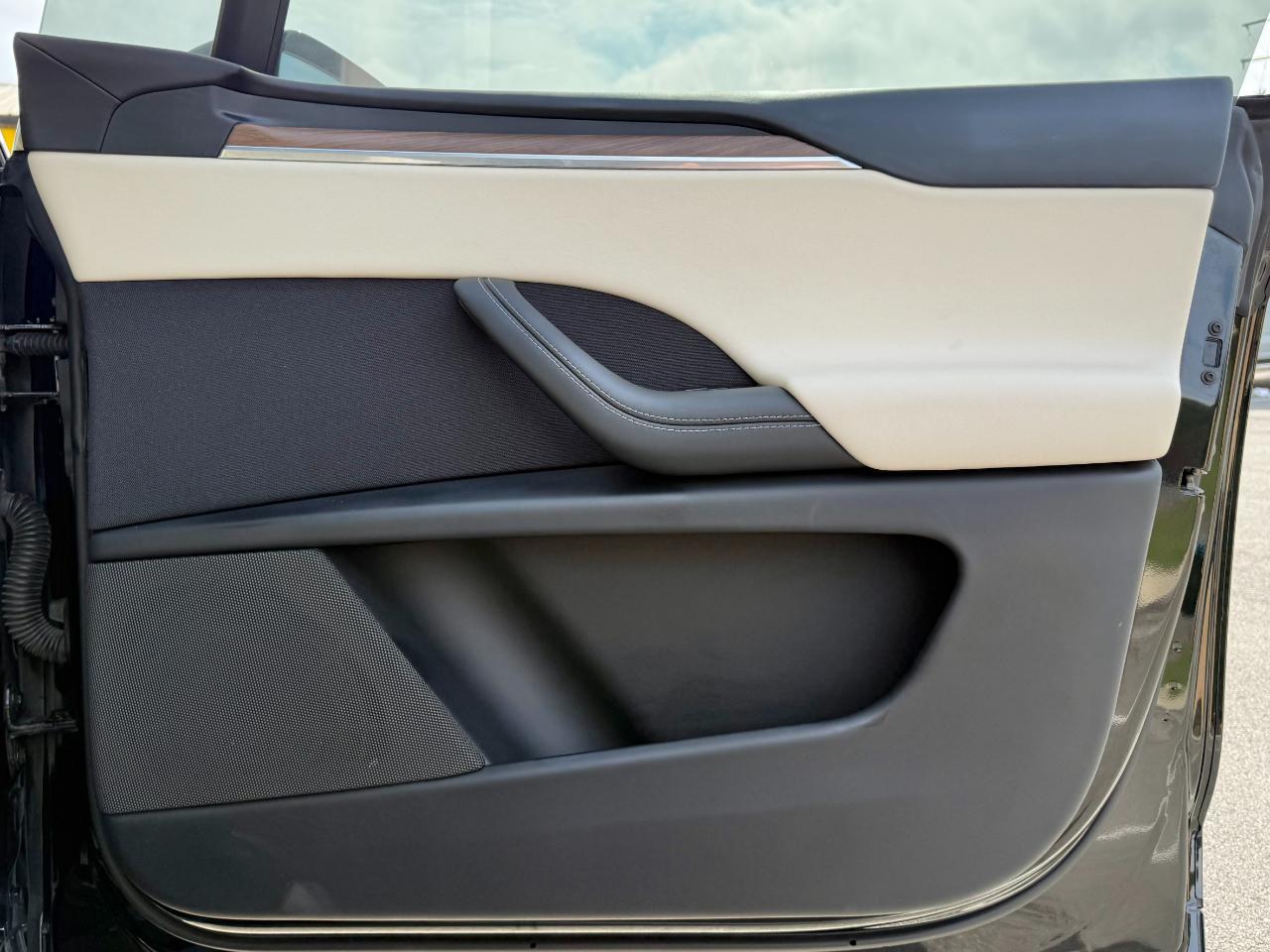 Tesla Model X AWD 2023