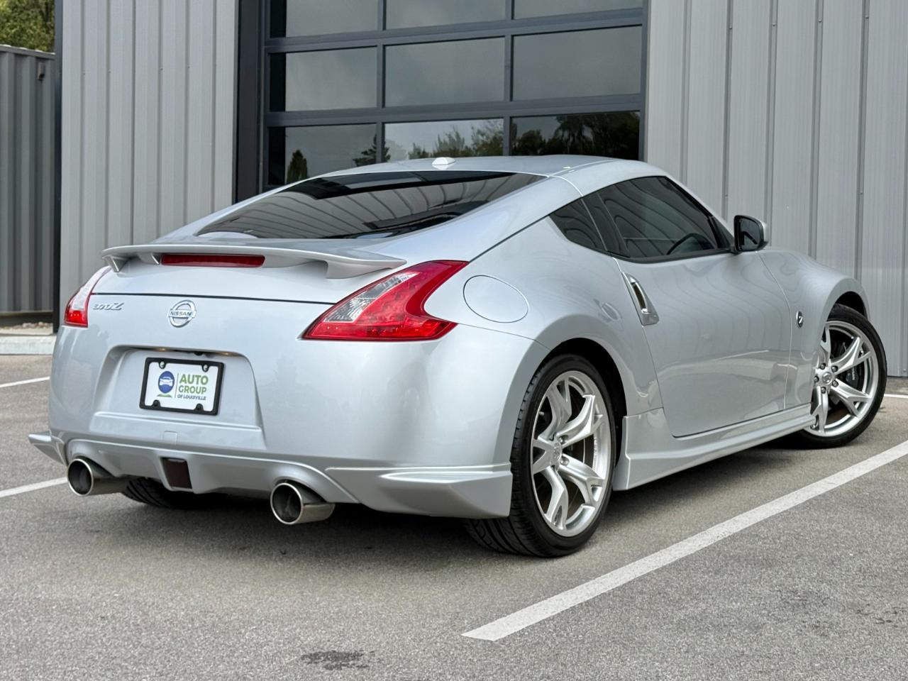 Nissan 370Z 2dr Cpe Auto Touring 2012