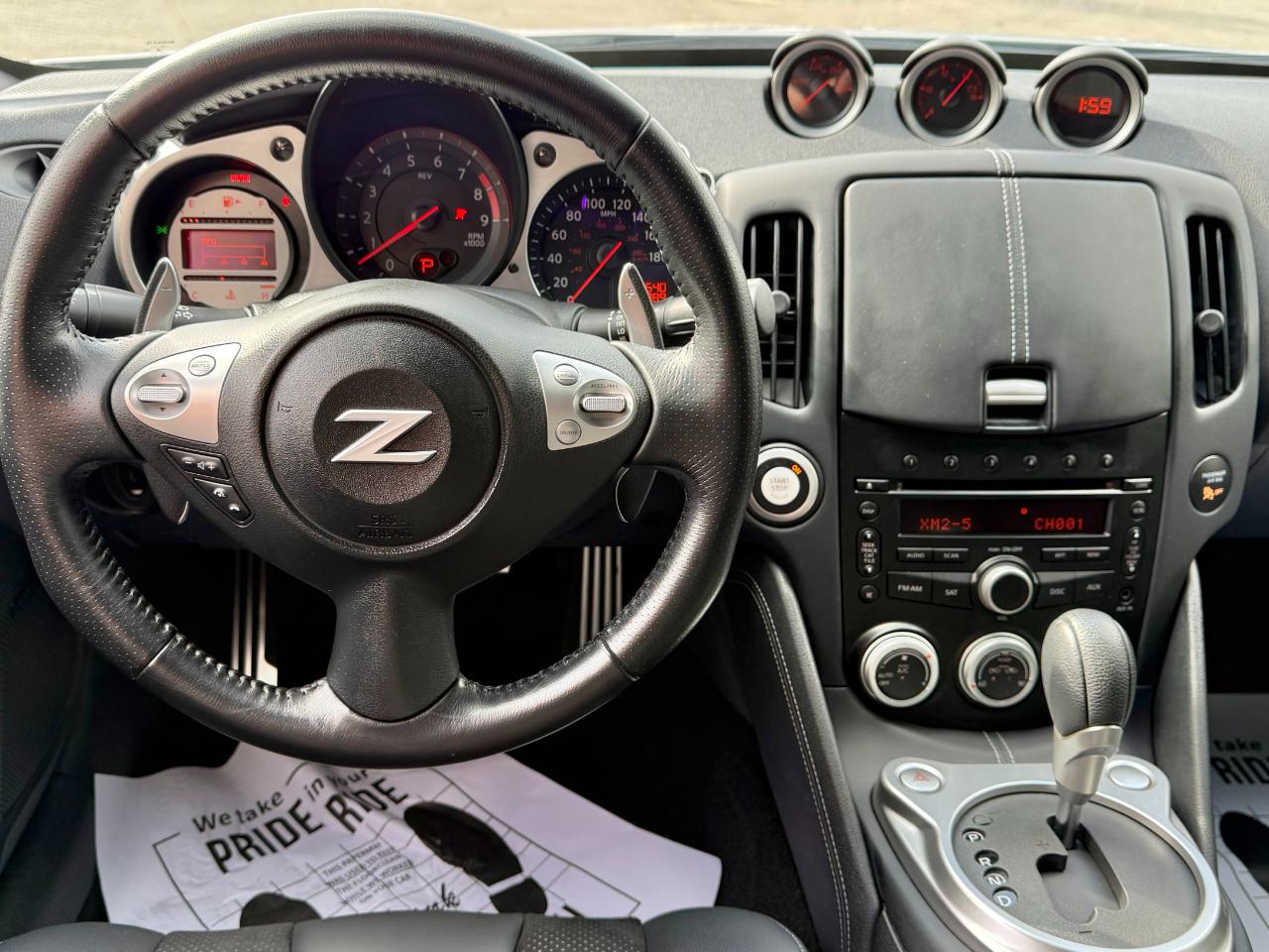 Nissan 370Z 2dr Cpe Auto Touring 2012