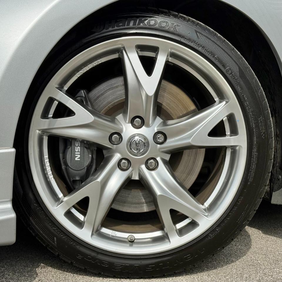 Nissan 370Z 2dr Cpe Auto Touring 2012