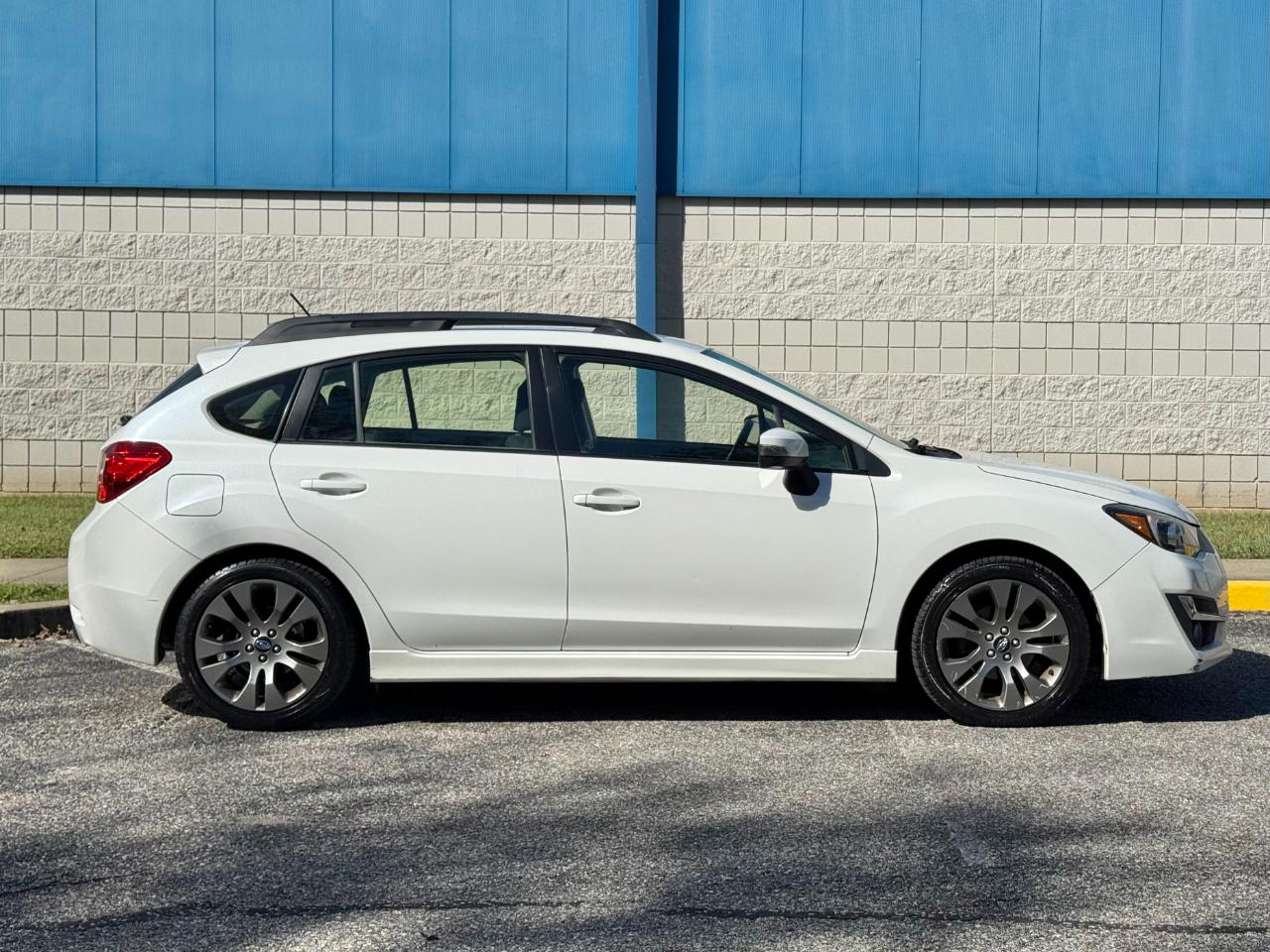 Subaru Impreza Wagon 5dr Man 2.0i Sport Premium 2015