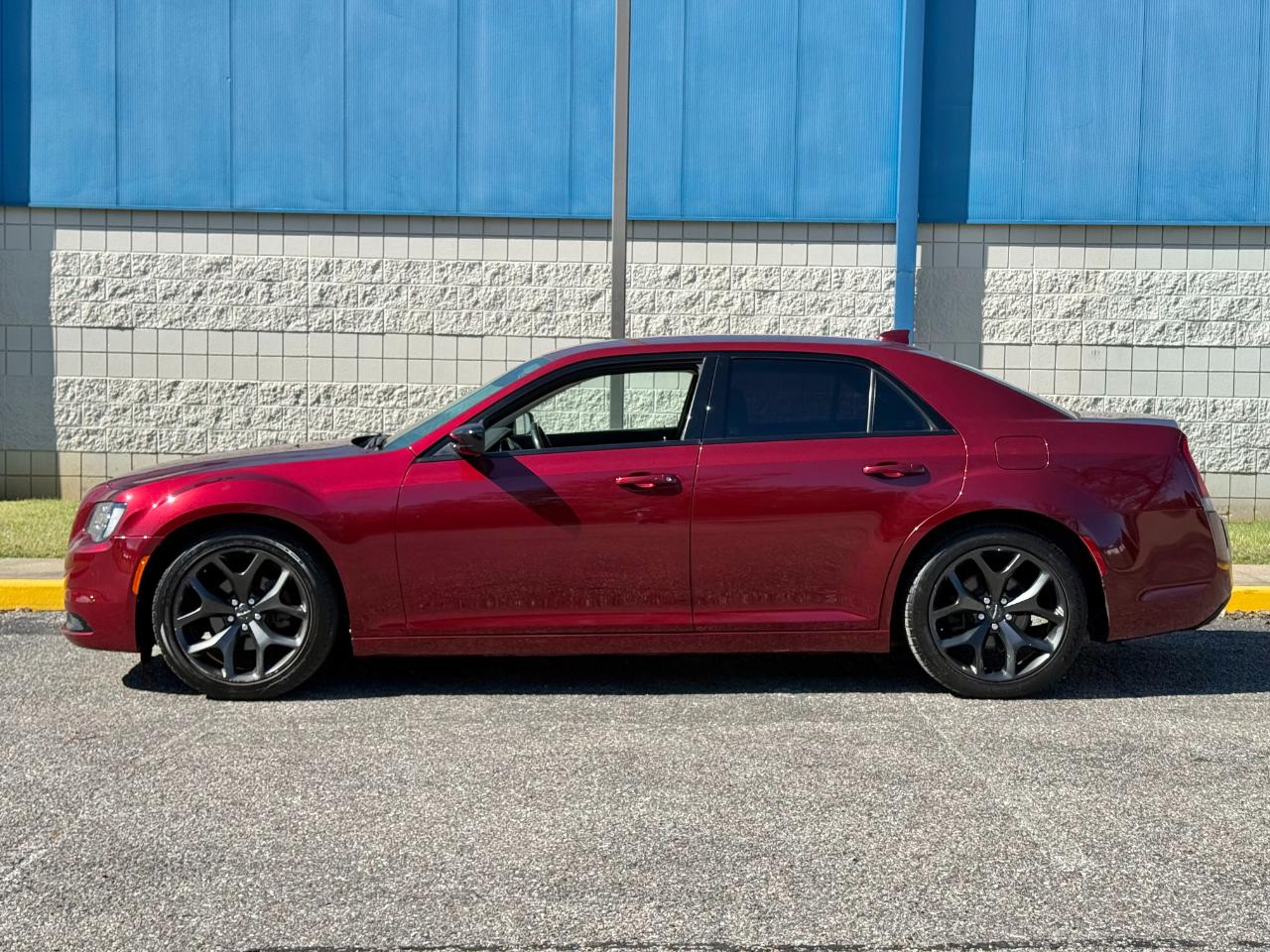 Chrysler 300 Touring RWD 2021