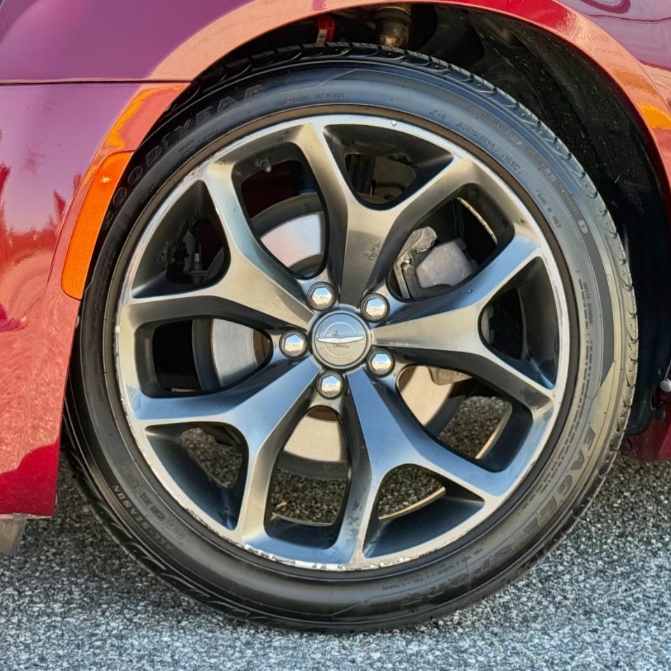 Chrysler 300 Touring RWD 2021