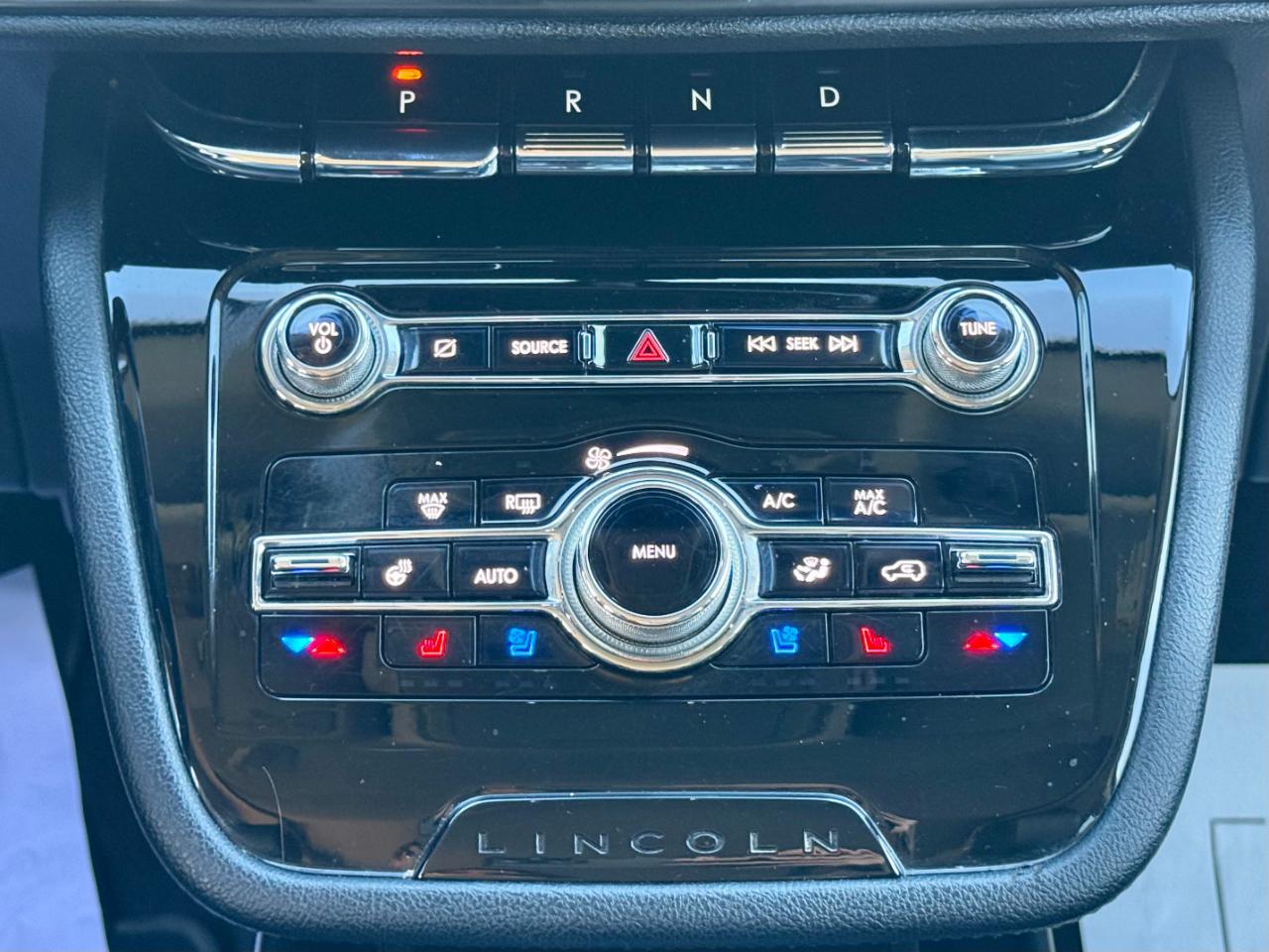 Lincoln Corsair Reserve AWD 2021