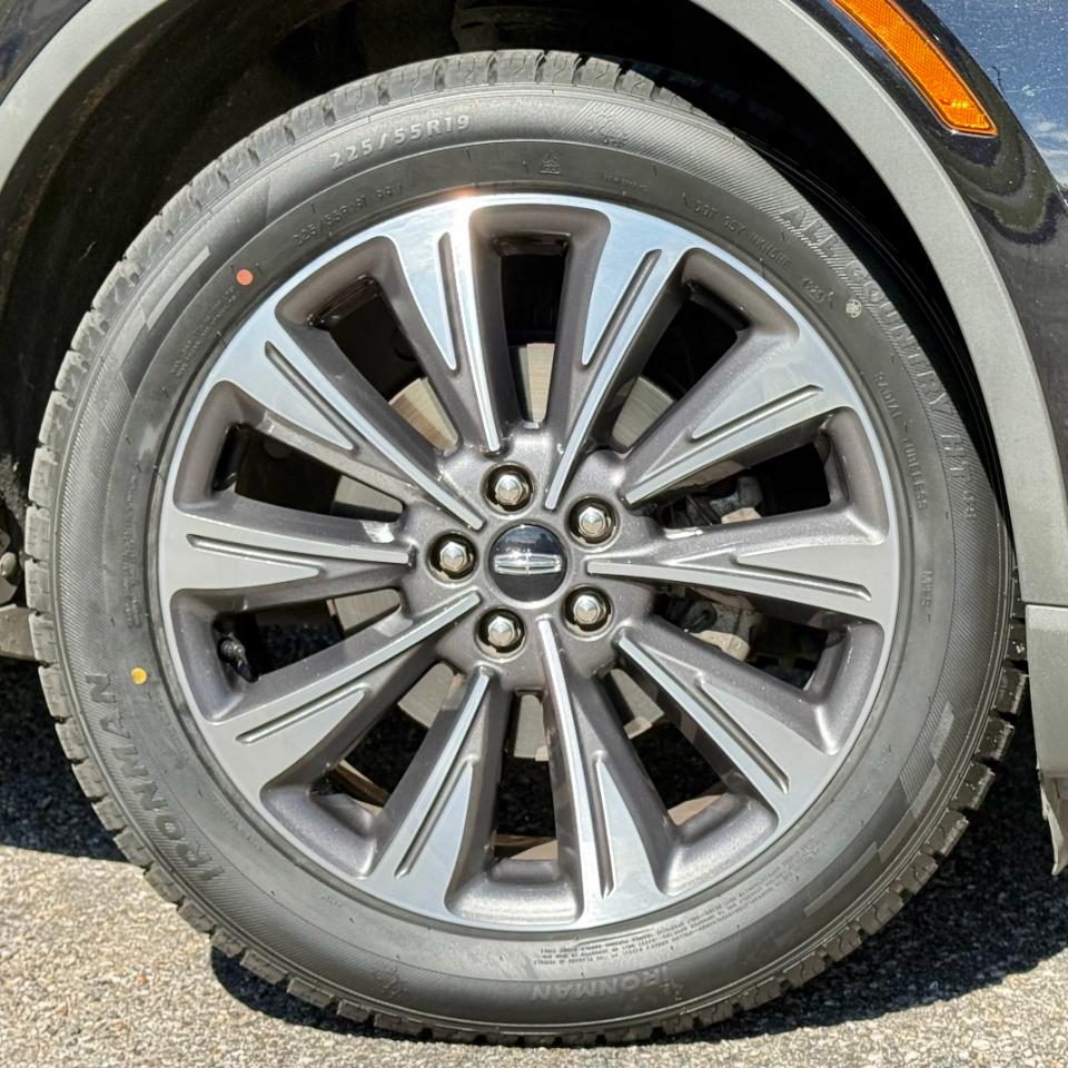 Lincoln Corsair Reserve AWD 2021