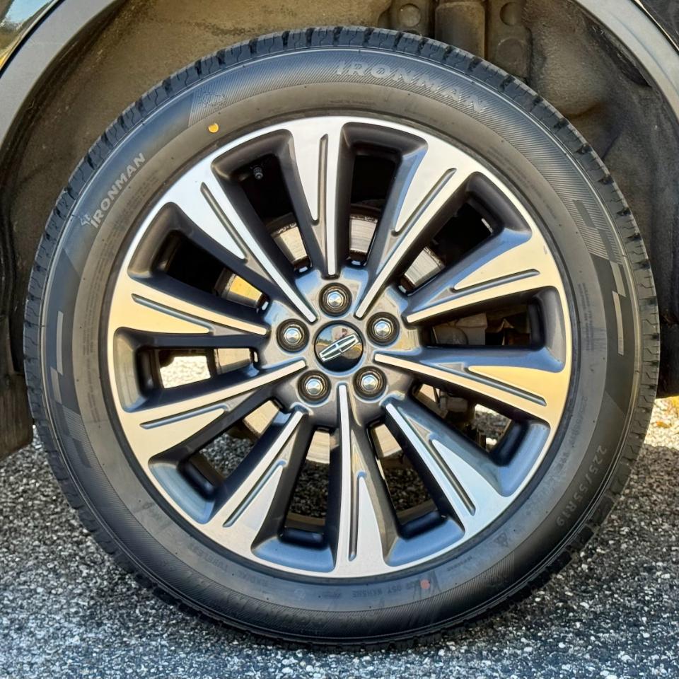 Lincoln Corsair Reserve AWD 2021