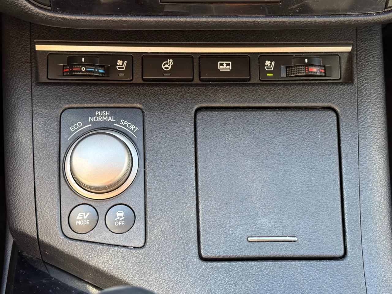 Lexus ES 300h 4dr Sdn Hybrid 2013