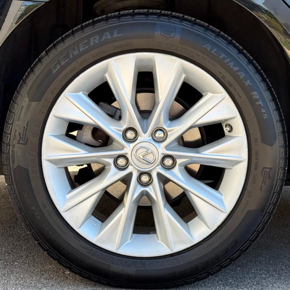 Lexus ES 300h 4dr Sdn Hybrid 2013