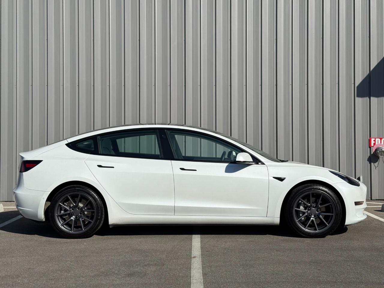 Tesla Model 3 Long Range AWD *Ltd Avail* 2022
