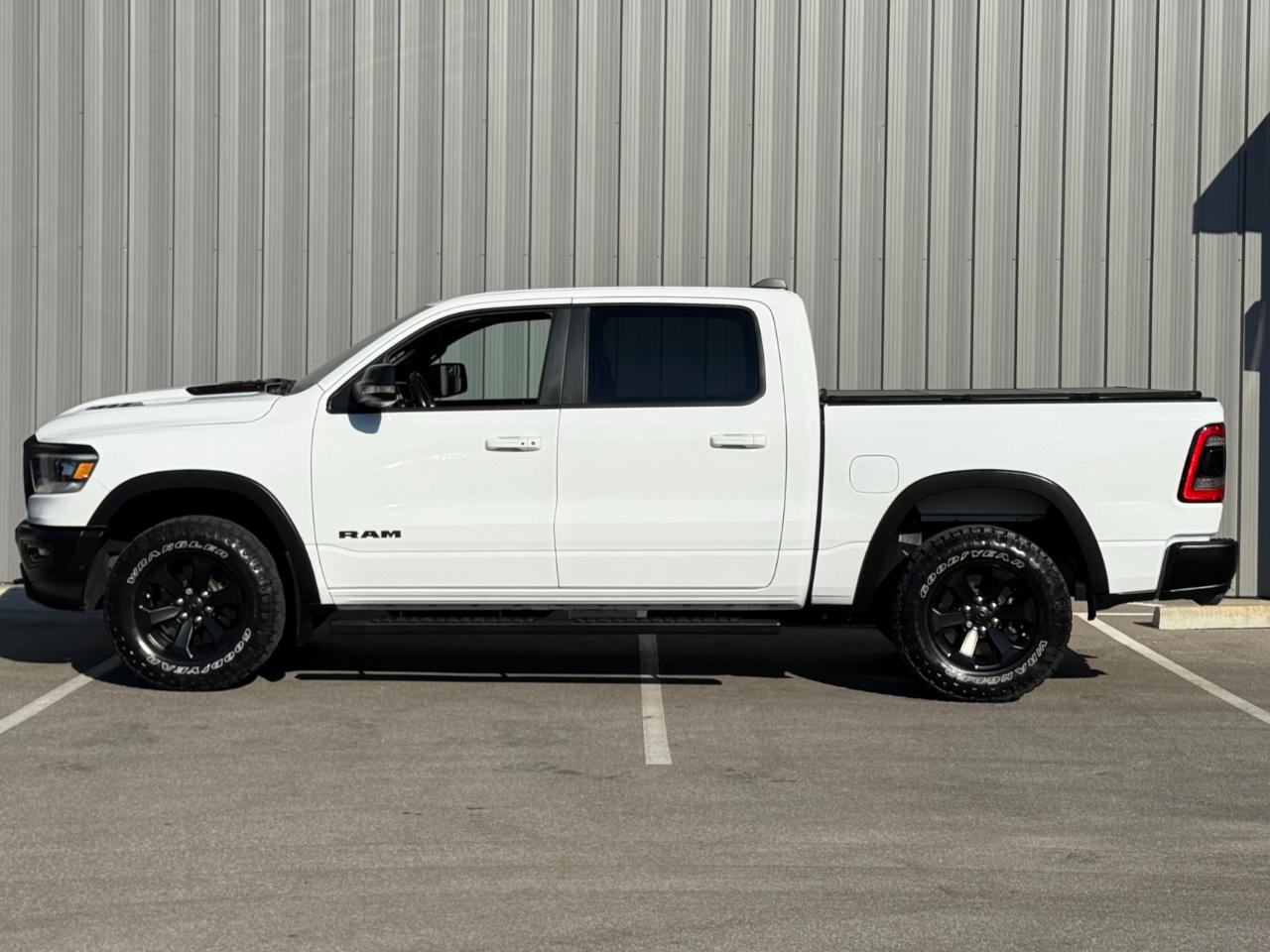 RAM 1500 Rebel 4x4 Crew Cab 5'7" Box 2022