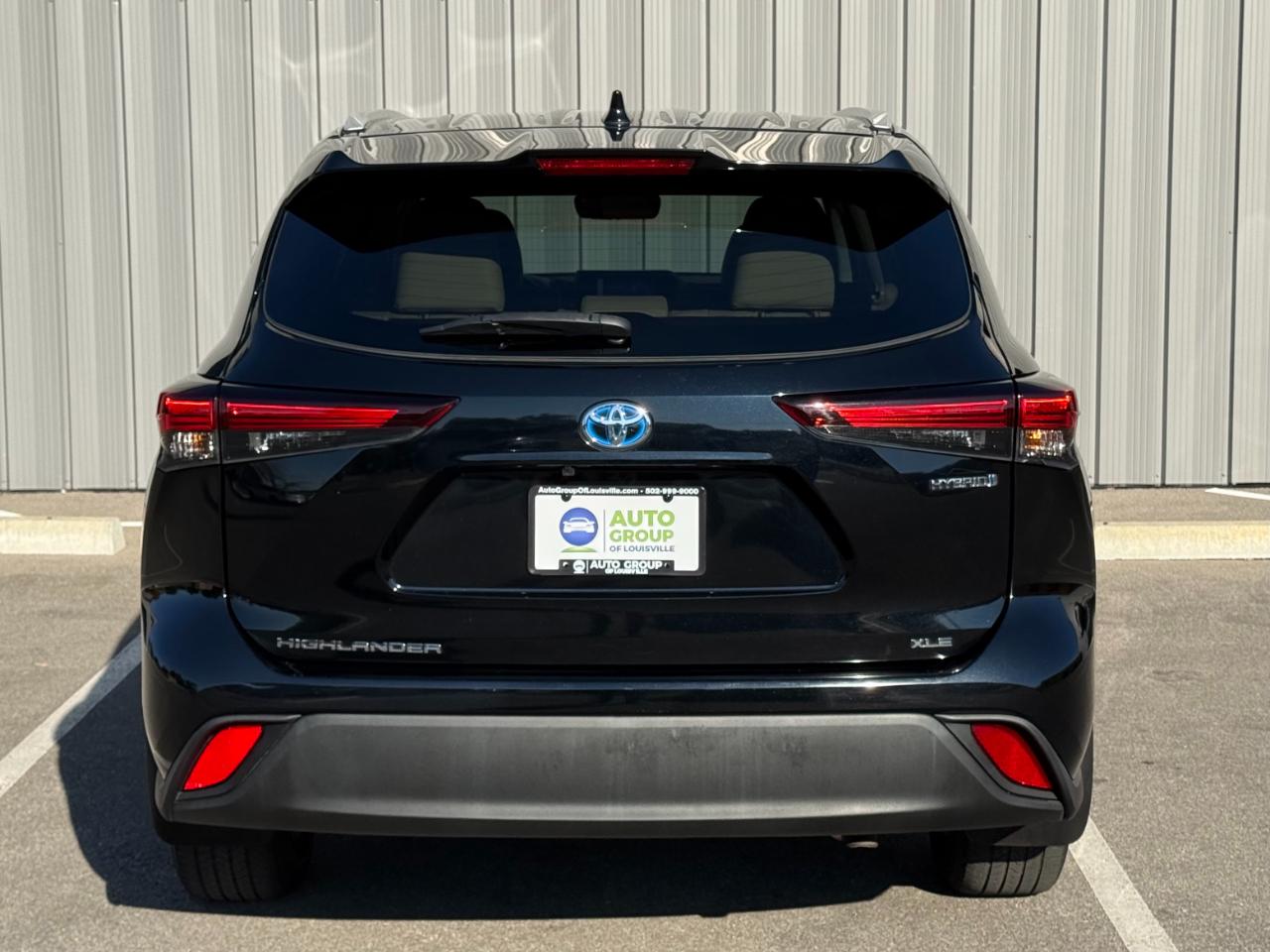Toyota Highlander Hybrid XLE AWD (Natl) 2024