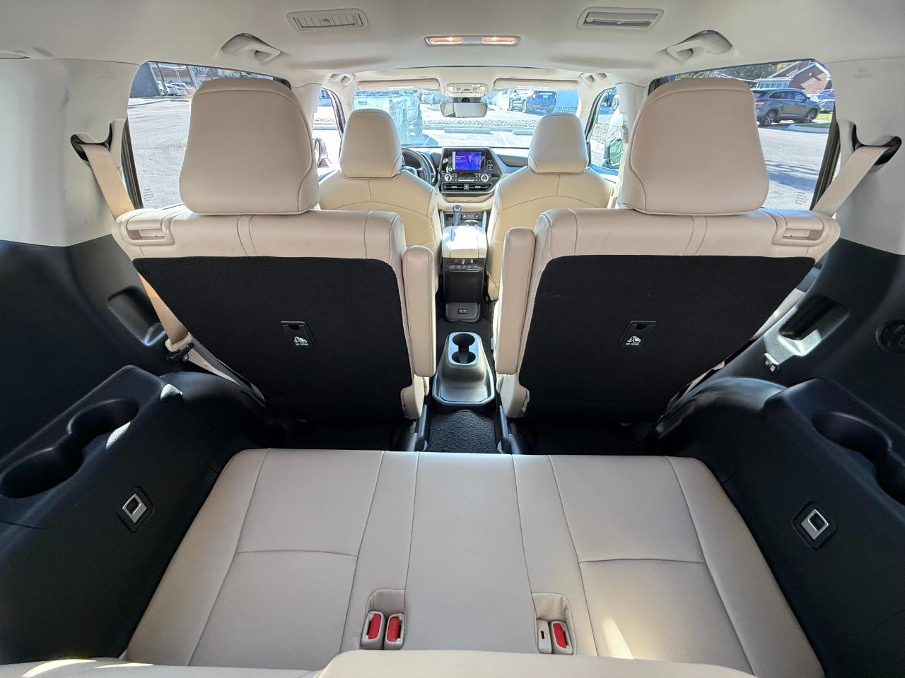 Toyota Highlander Hybrid XLE AWD (Natl) 2024