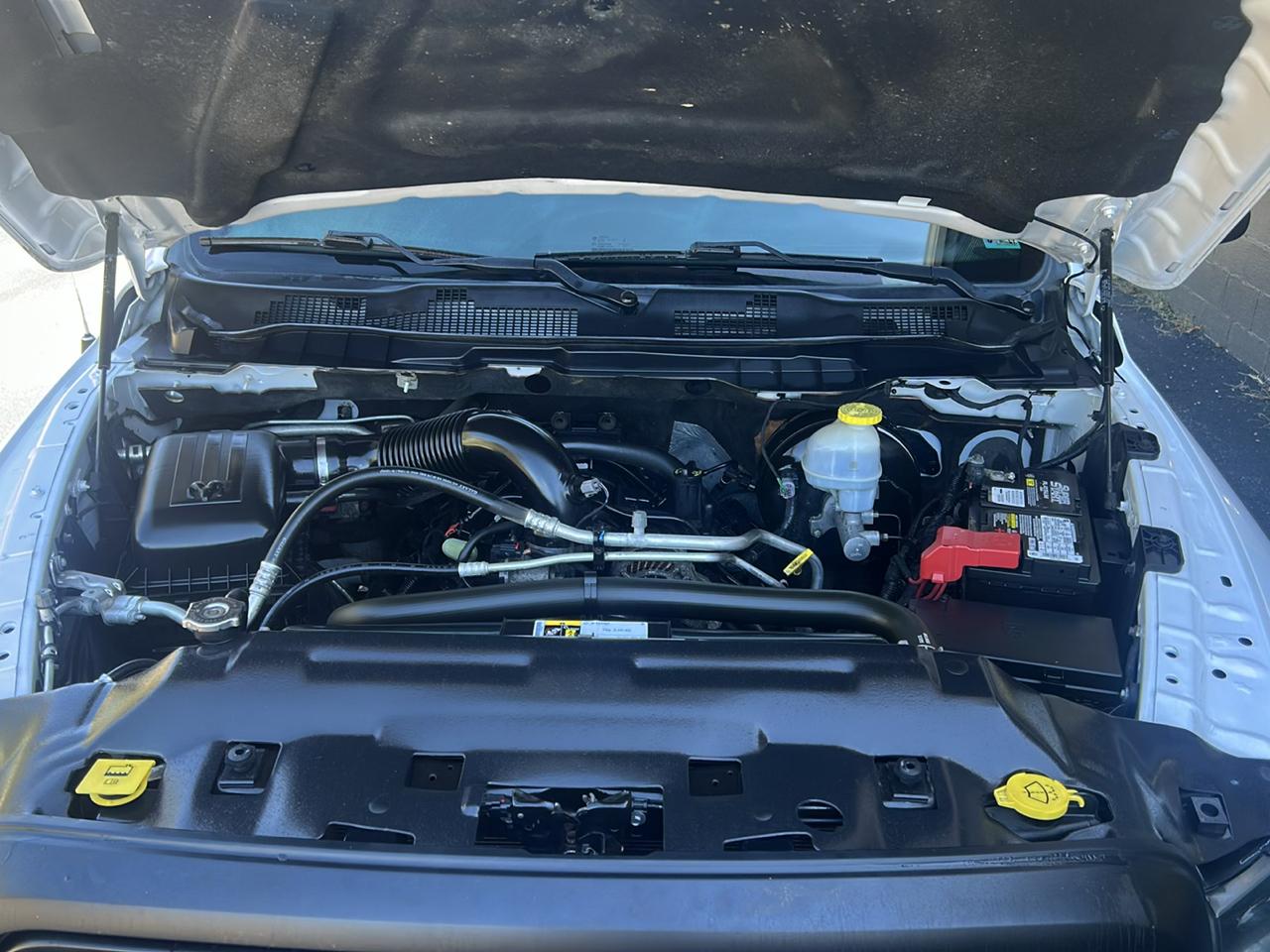 RAM 1500 Classic Tradesman Quad Cab 4WD 2021