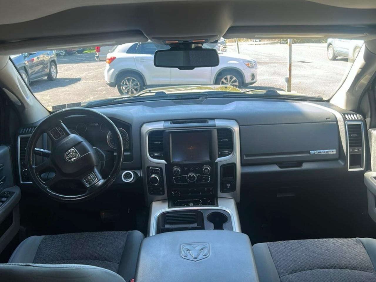 RAM 1500 4WD Crew Cab 140.5" Big Horn 2016