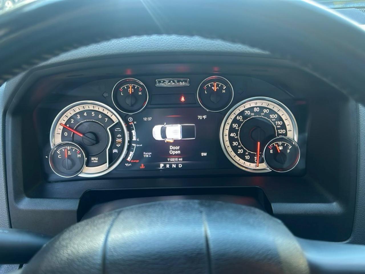 RAM 1500 4WD Crew Cab 140.5" Big Horn 2016