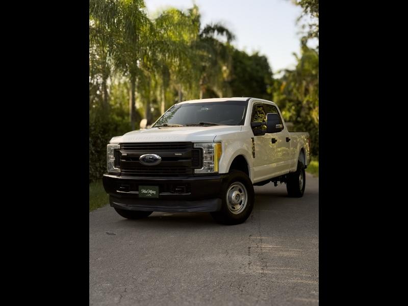 Ford F-250 SD XL Crew Cab 4WD 2017