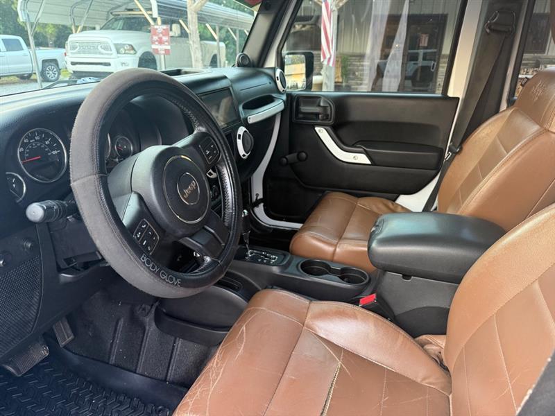 Jeep Wrangler Unlimited Sport 4WD 2012