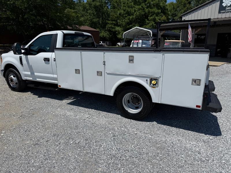 Ford F-350 SD XL DRW 2WD 2017