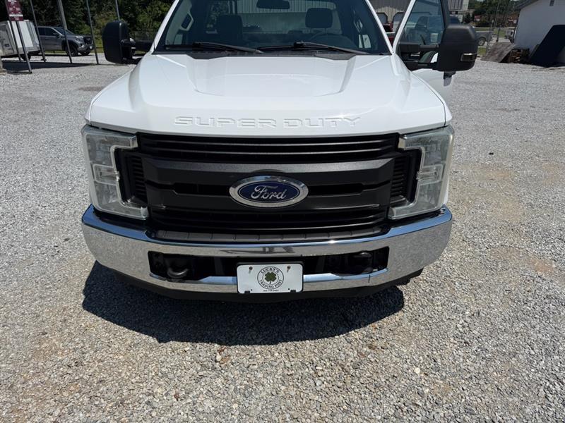Ford F-350 SD XL DRW 2WD 2017