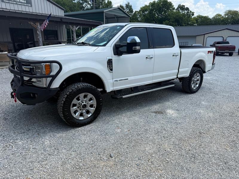 Ford F-250 SD Lariat Crew Cab 4WD 2019