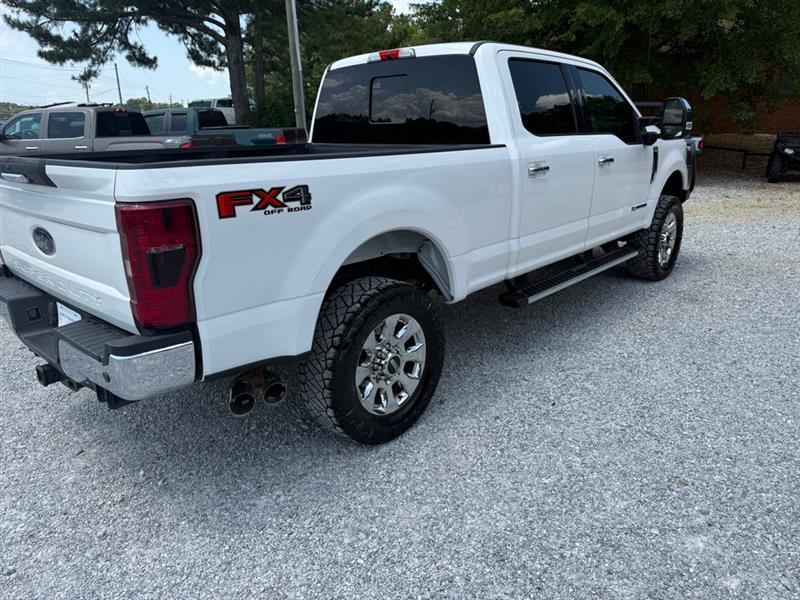 Ford F-250 SD Lariat Crew Cab 4WD 2019