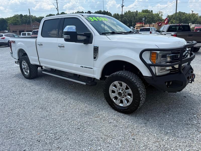 Ford F-250 SD Lariat Crew Cab 4WD 2019