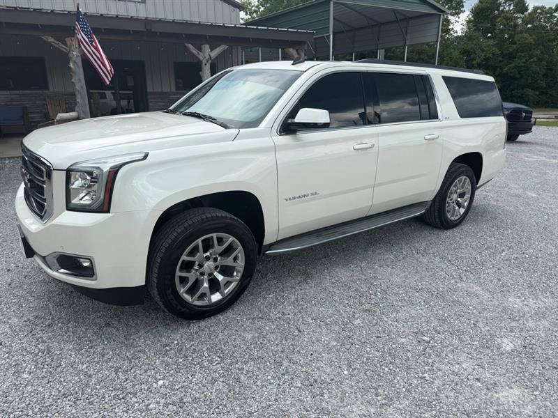GMC Yukon XL SLT 1/2 Ton 4WD 2015
